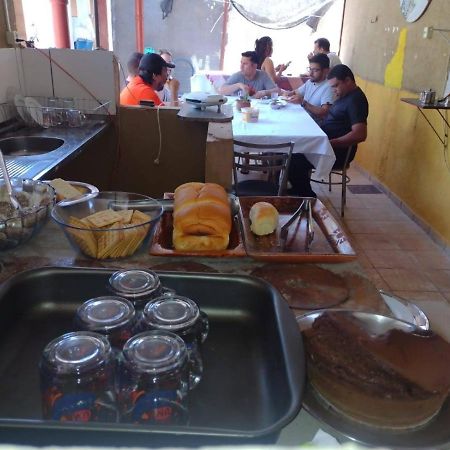 Pousada Recanto Alaketu Hospedagens Campo Grande  Extérieur photo